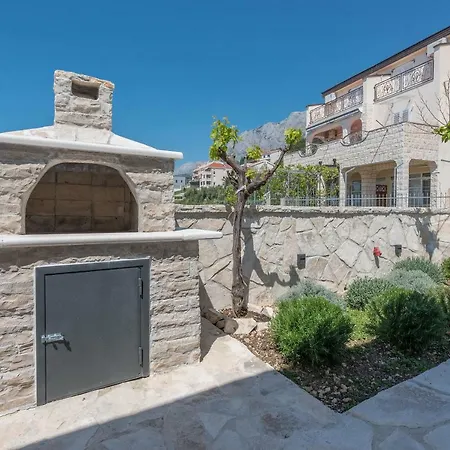 Dodo * Makarska