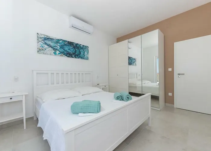 Dodo Μακάρσκα